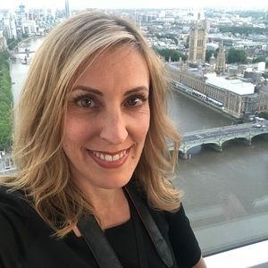 Meet your Posher, Christy